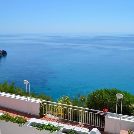 Maridea - Cave Suites Ponza Exterior photo