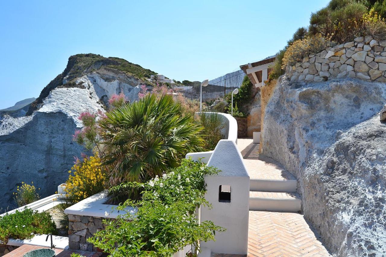 Maridea - Cave Suites Ponza Exterior photo