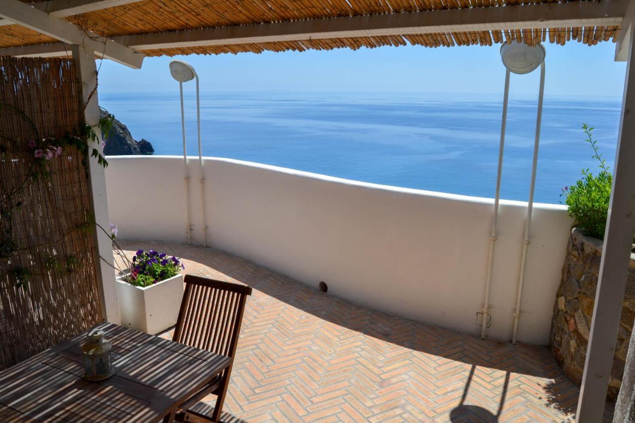 Maridea - Cave Suites Ponza Exterior photo