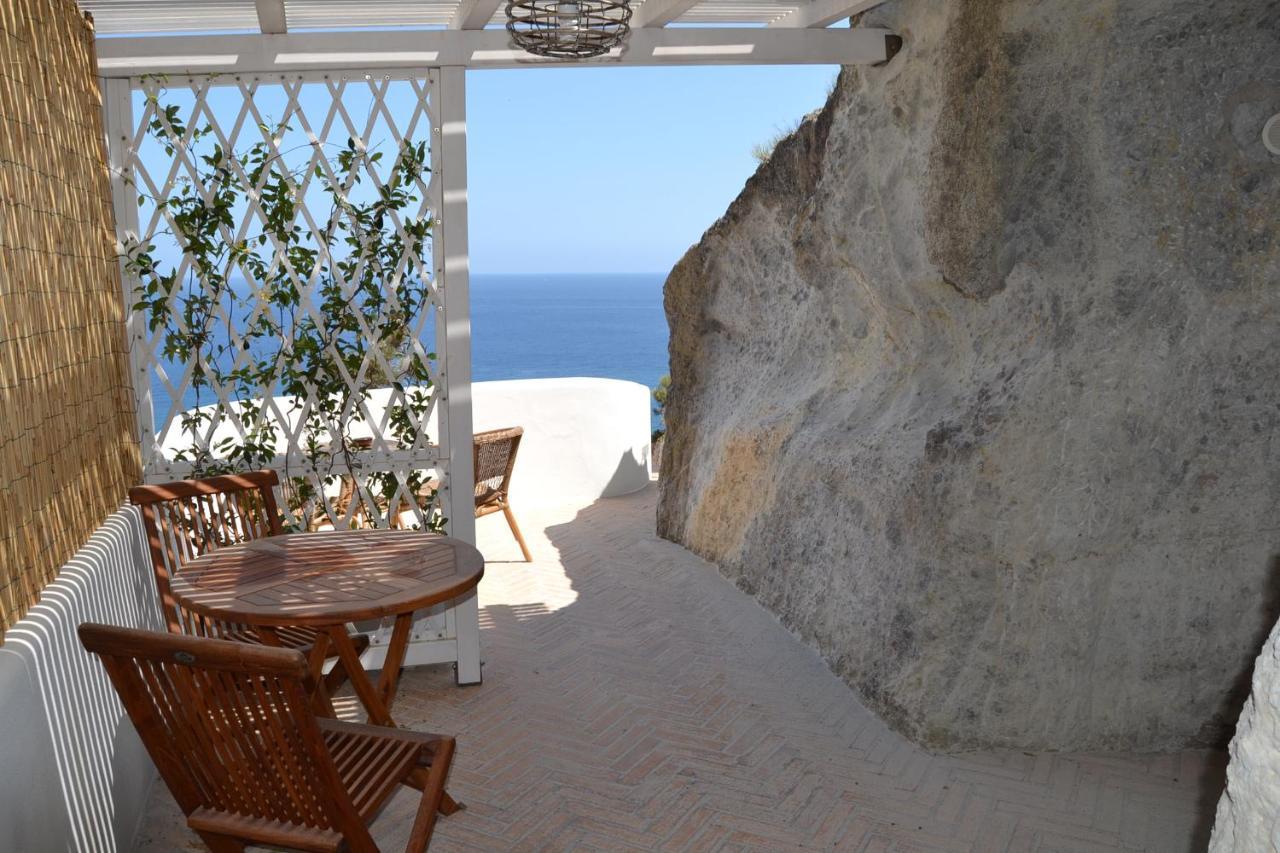 Maridea - Cave Suites Ponza Exterior photo